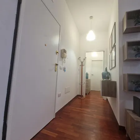 Bellini7 & Posto Auto Lägenhet *